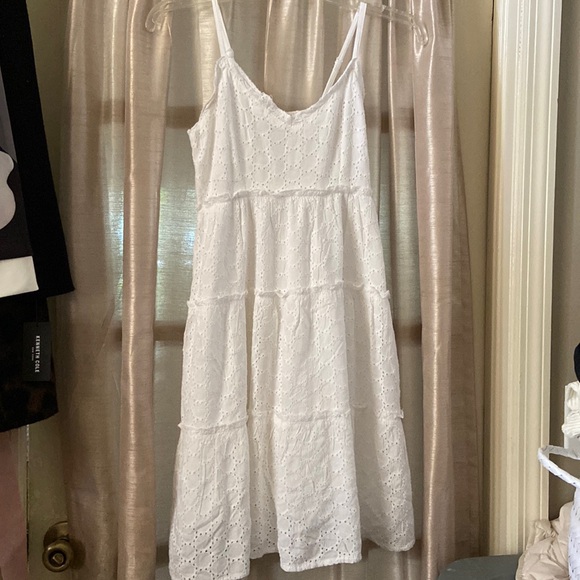 White Dress - Picture 1 of 4